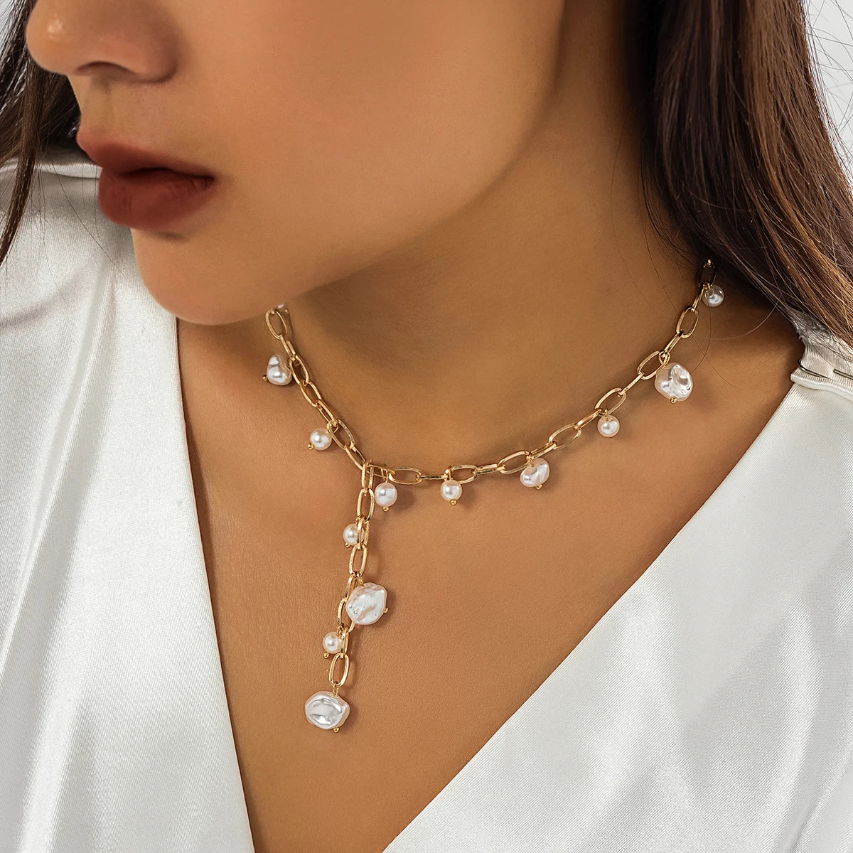 Vintage Irregular Imitation Pearl Chest Choker Necklace Women Wed Bridal Goth Sexy Clavicle Chain Y2K Jewelry Accessories