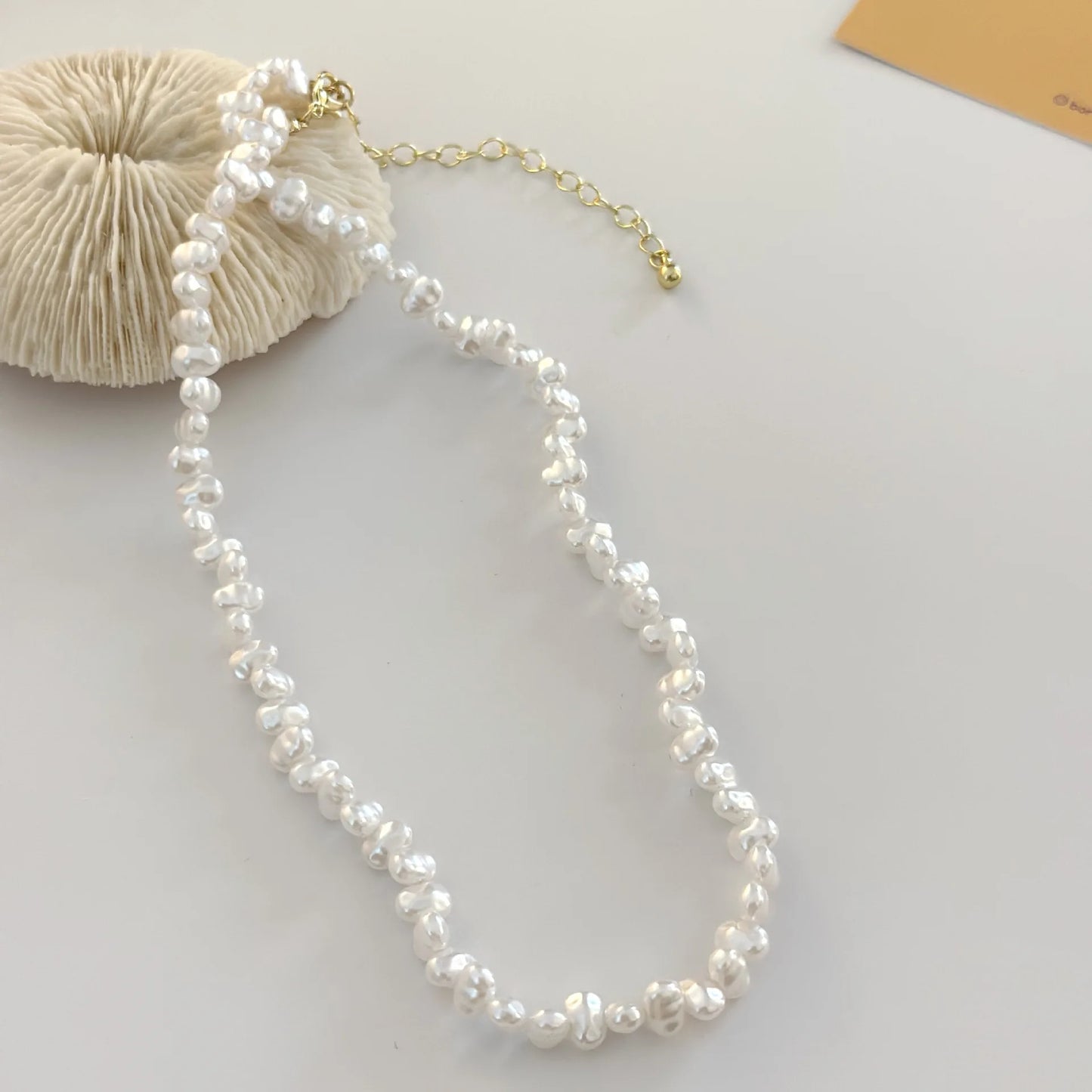 Baroque Pearl Necklace for Women Simple Fashion Collarbone Chain White Choker Necklaces Designer Wedding Jewelry Wholesale