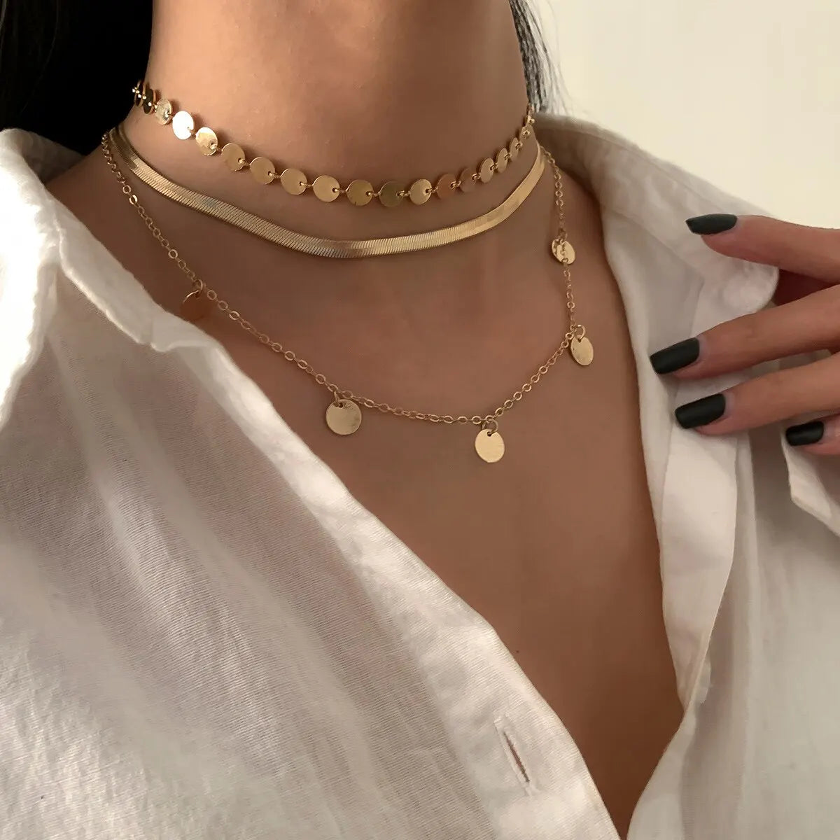 Vintage Flat Snake Chain Sequin Pendant Choker Necklace for Women Fashion Statement Punk Clavicle Chain Aesthetic Jewelry Gift