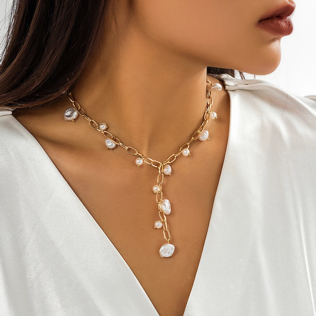 Vintage Irregular Imitation Pearl Chest Choker Necklace Women Wed Bridal Goth Sexy Clavicle Chain Y2K Jewelry Accessories